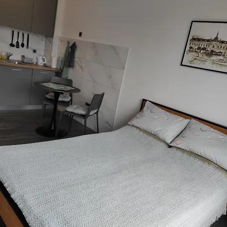 Park - Germa 아파트 투즐라